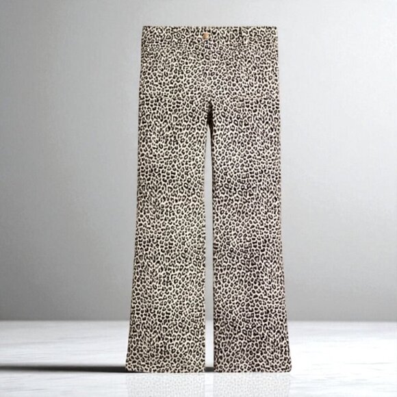 J. Crew Tall high-rise kickout jean with sailor pockets in leopard print Size 28 - Picture 3 of 13